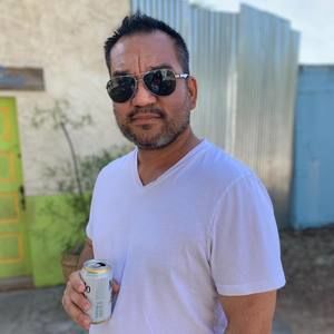 Meet your Posher, Ray